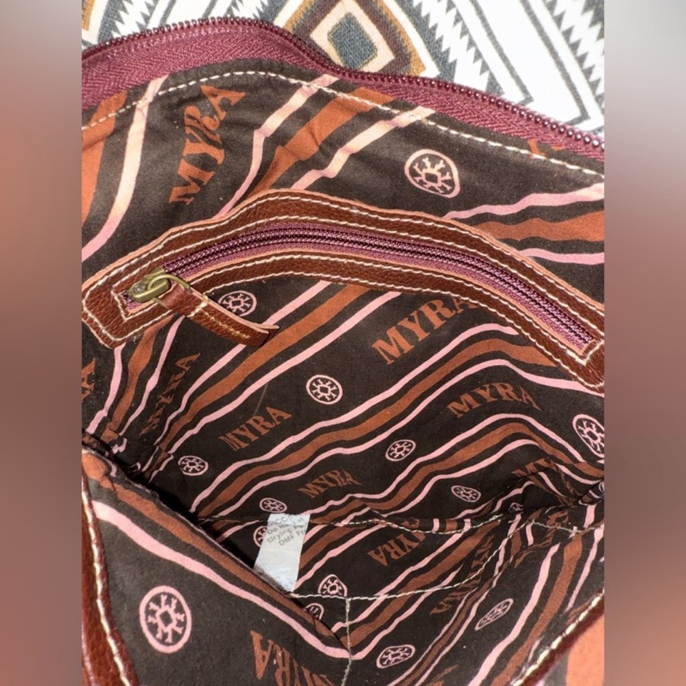 Myra Bag-Canyon Star Conceal Carry - Picture 10 of 13